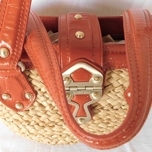 Medium Michael Kors Orange Patent Leather & Straw Tote Handbag Purse - Picture 3 of 13